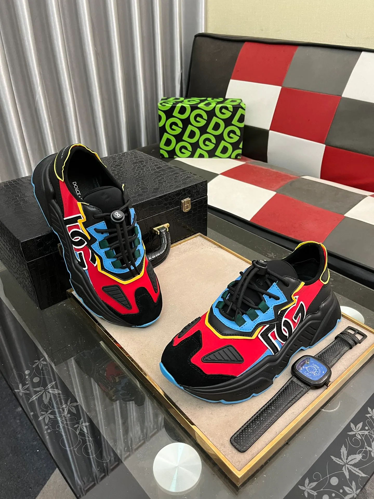 Men's men's shoes 💰480⌚️⌚️ (DG-Dolce & Gabbana) latest popular 🔥🔥casual shoes, with brand signature details on the tongue, imported cowhide fabric, fashionable and versatile, can add luster to various looks. Create an exquisite design with unique dynamic vitality and modern atmosphere, showing modern elegance. size：35-46